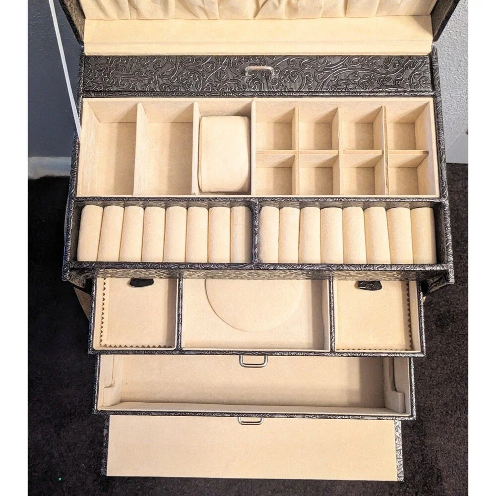 Jewelry Organizer Large 4-Sections Multiple Pieces Textured Exterior Latches